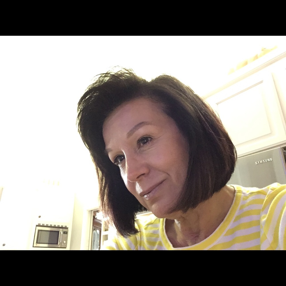 Meet your Posher, Margo